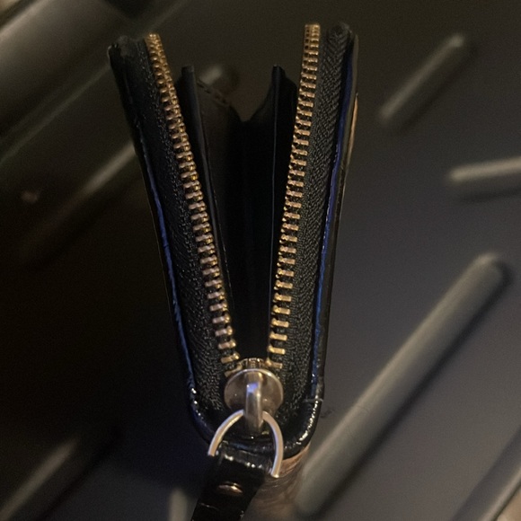 Kate Spade Wallet - Picture 8 of 9